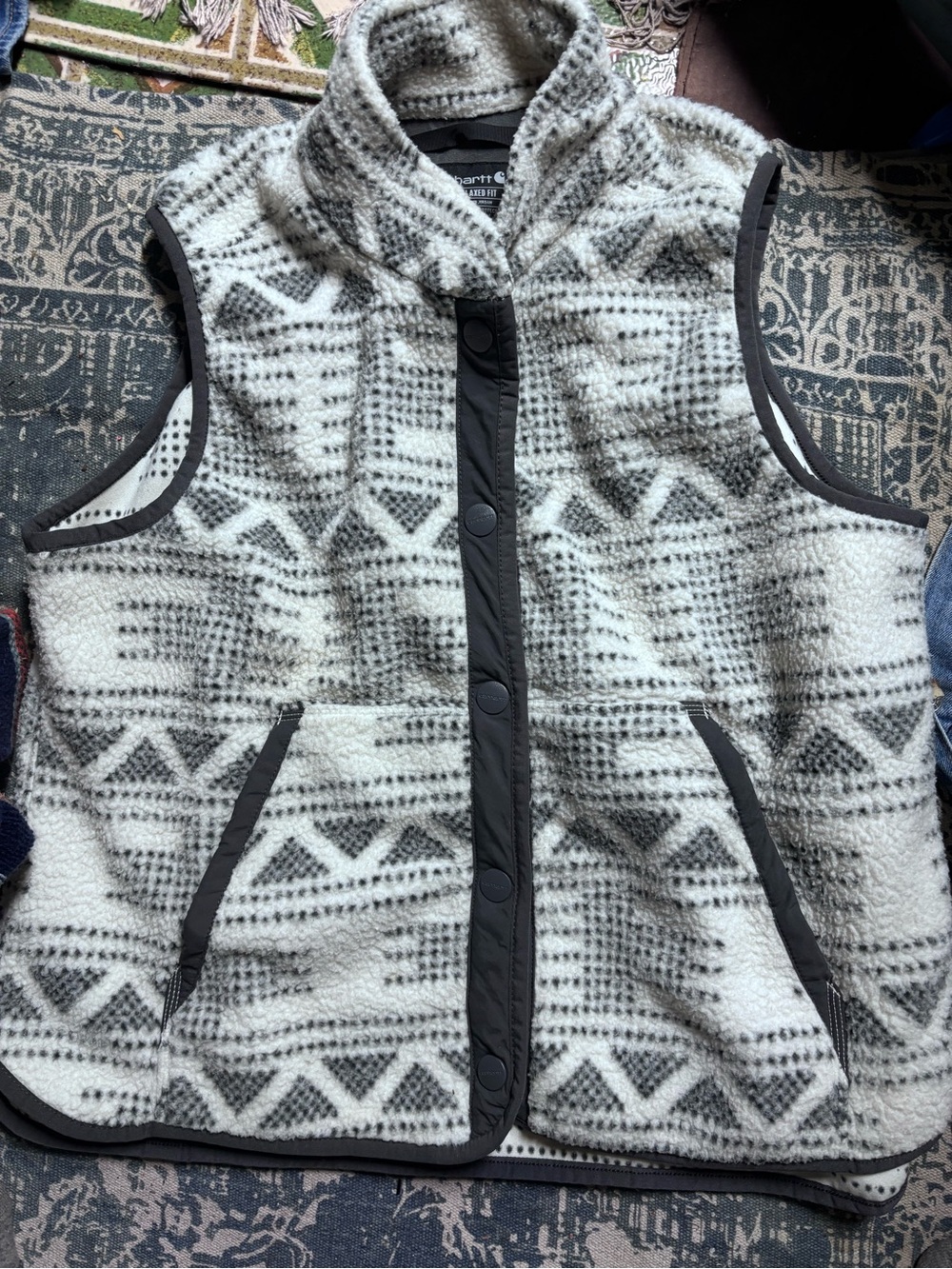 Carhartt Sherpa Vest in Ivory & Charcoal Pattern